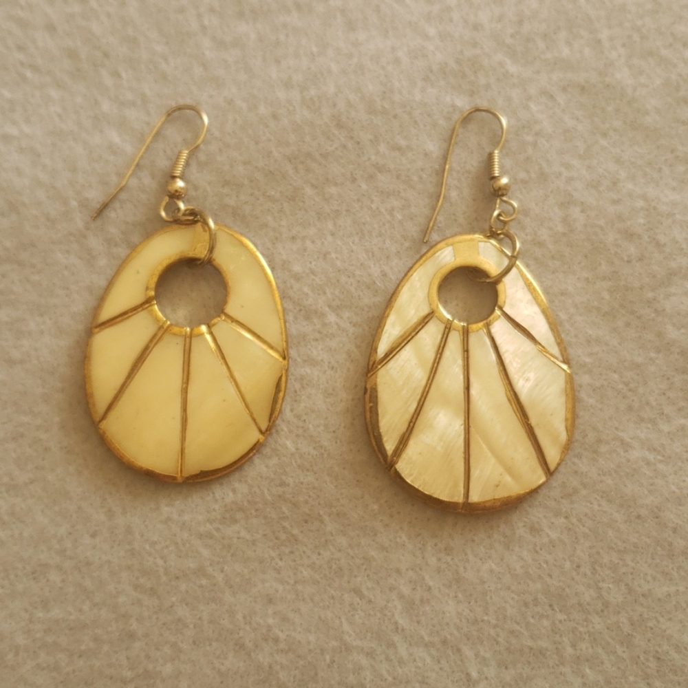 Oval Dangle Earrings